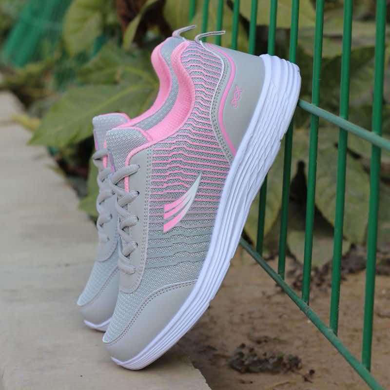Sepatu sol datar wanita, sneak - Badminton Korea ulasan dan harga