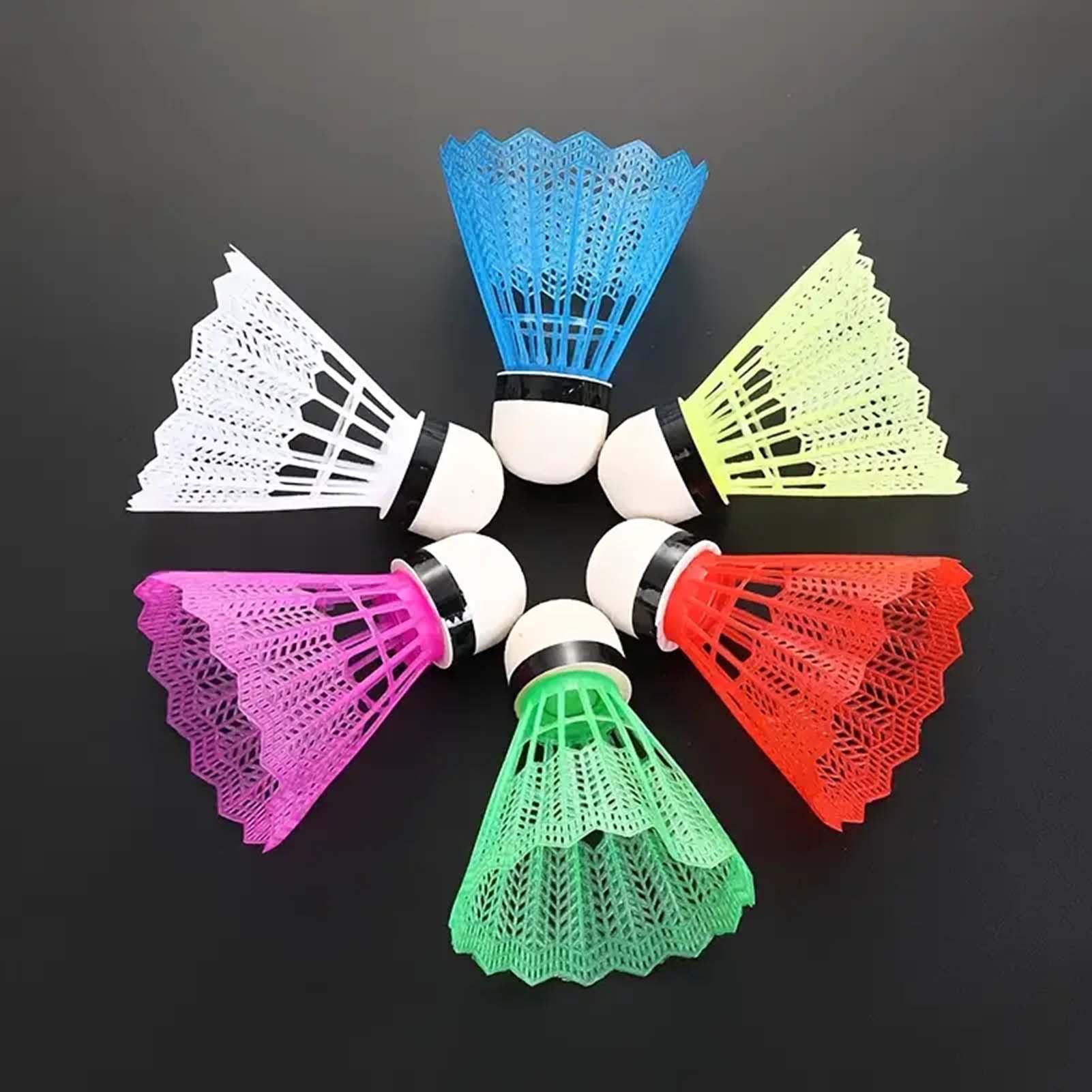 12 Buah Kok Bulu Tangkis Plast - Badminton Fun Game ulasan dan harga